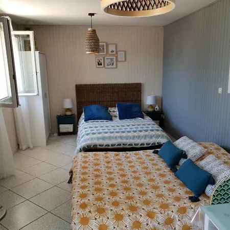 Indépendant Dans Maison Individuelle Hébergement de vacances *