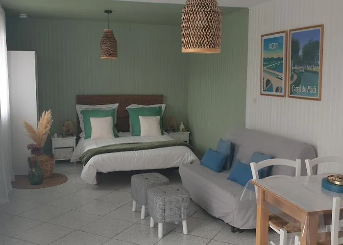 Indépendant Dans Maison Individuelle *